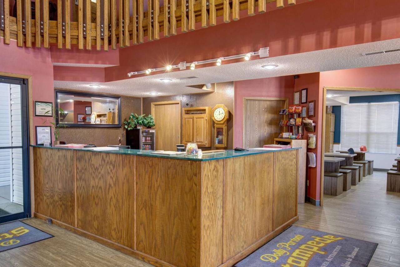 Howard Johnson By Wyndham Branson Theatre District Esterno foto