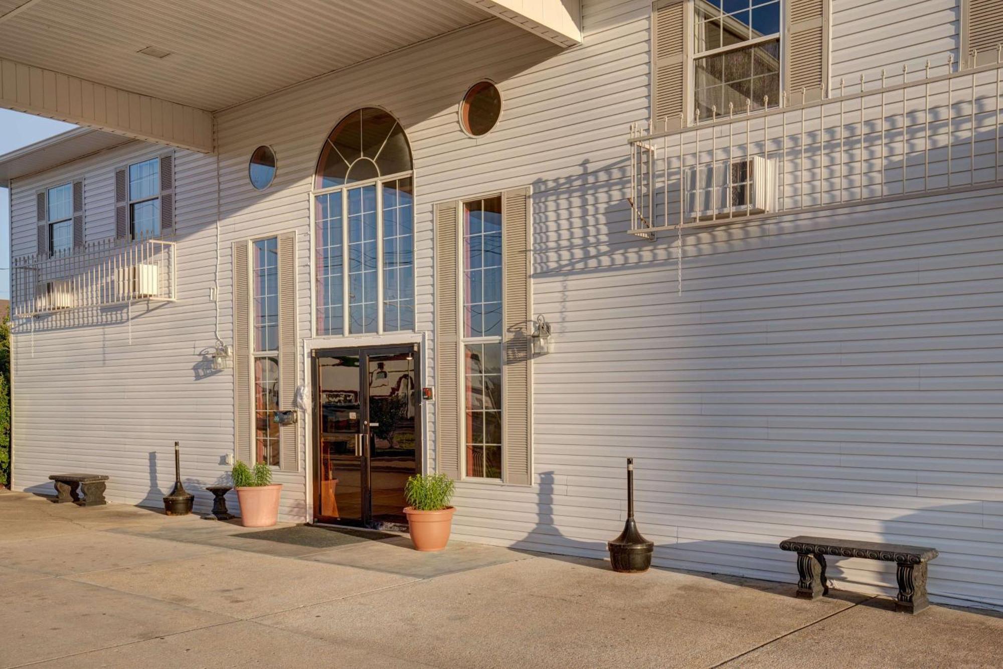 Howard Johnson By Wyndham Branson Theatre District Esterno foto