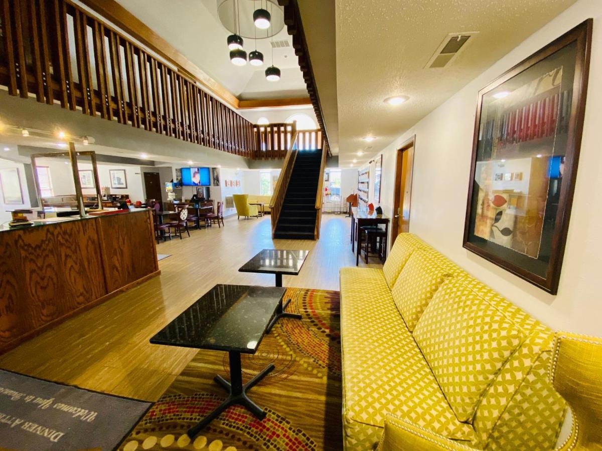Howard Johnson By Wyndham Branson Theatre District Esterno foto